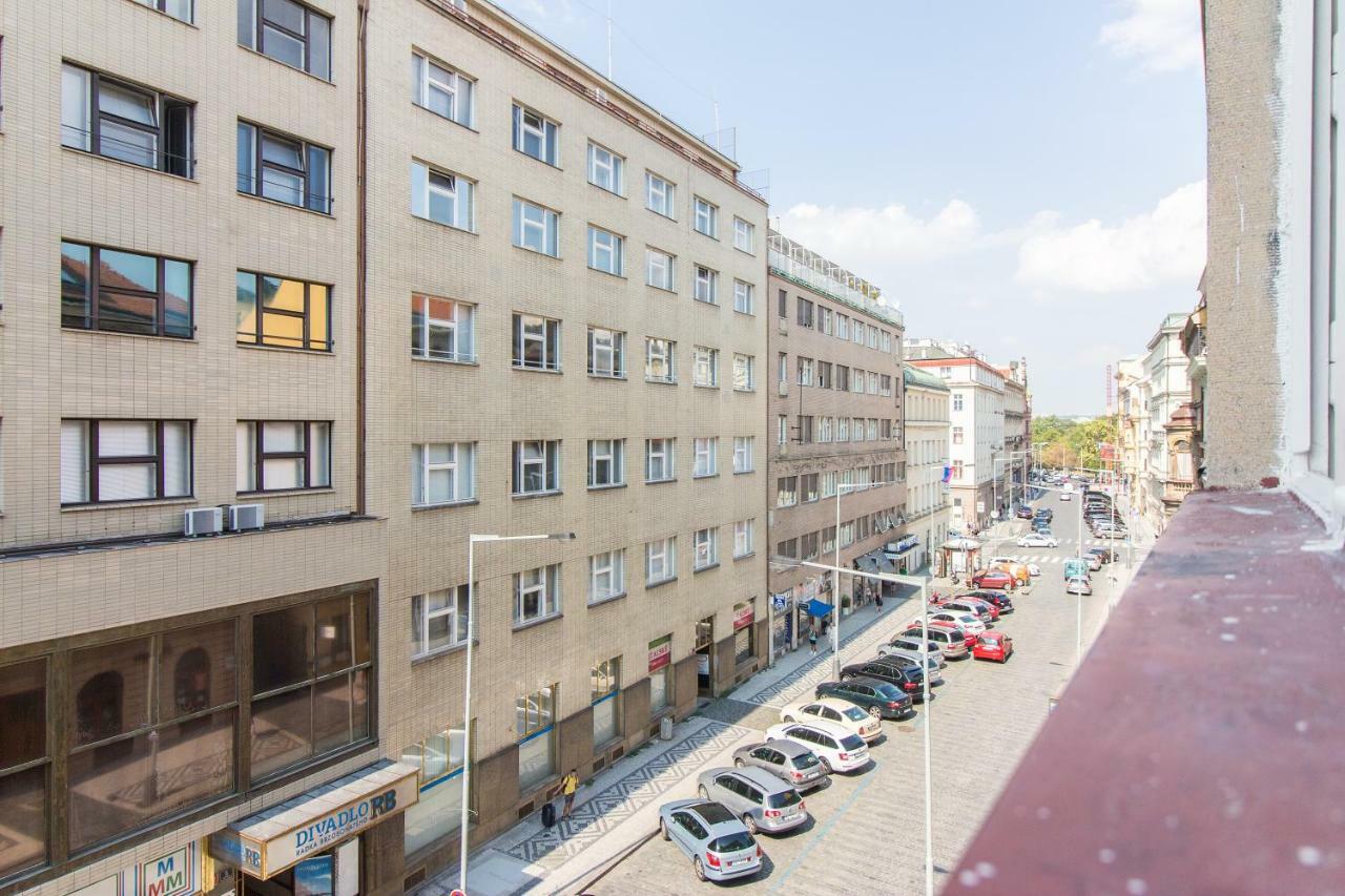 Sunny On Wenceslas Square By Easybnb * Praha